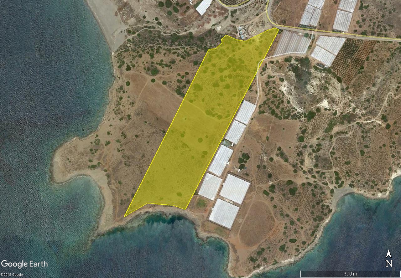 87,622 m2 of seafront land at the south coast of Crete, build up to 17,400 m2