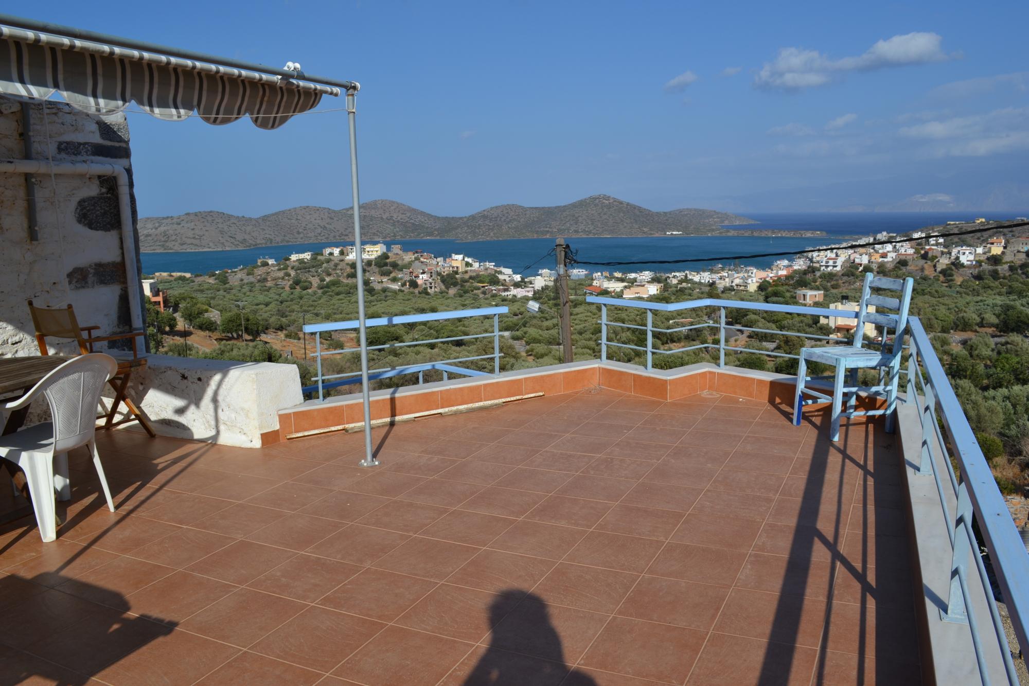 3 bed cottage with amazing sea views and nice courtyard.  Elounda.