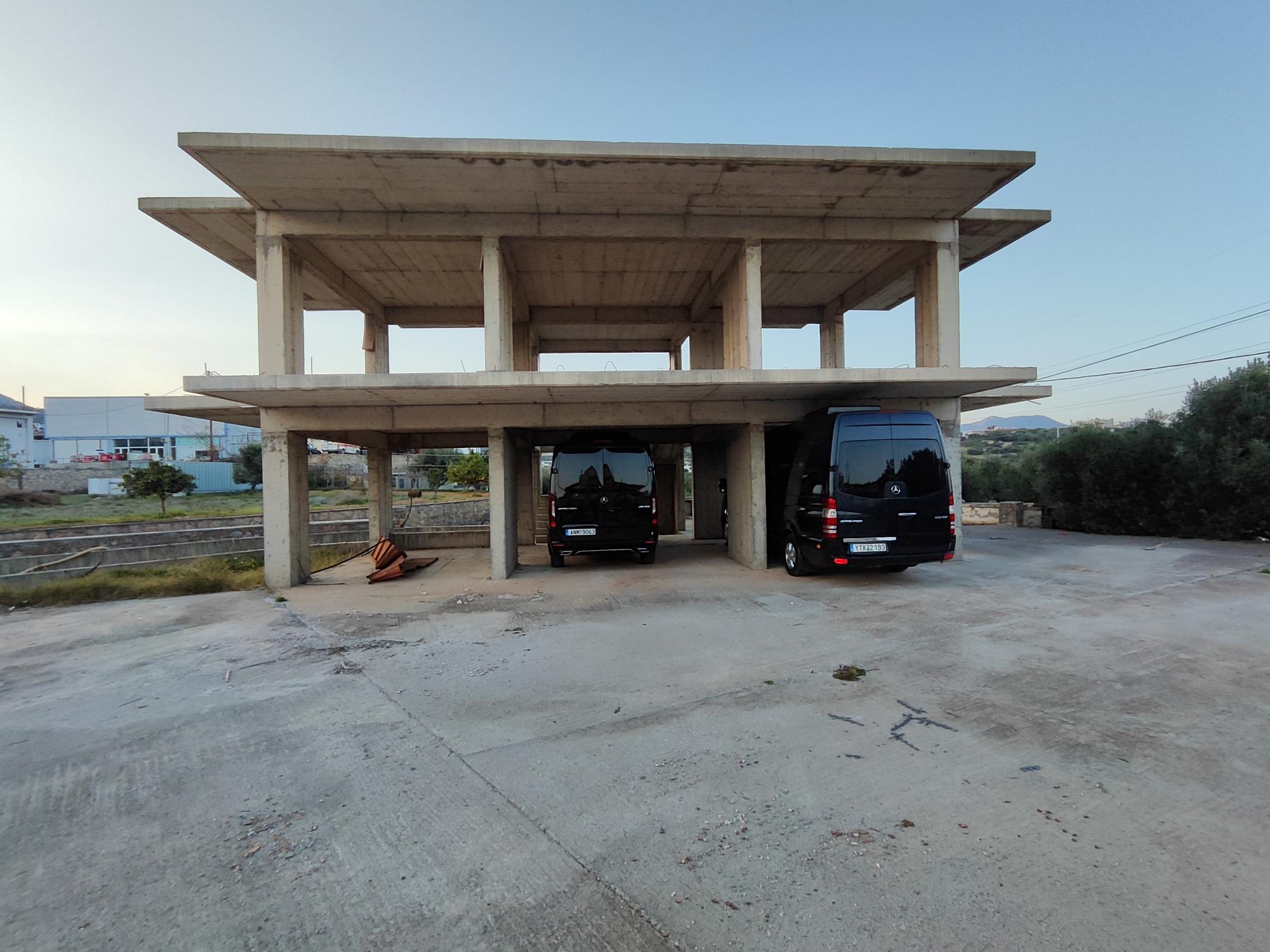 Spacious concrete building in Agios Nikolaos