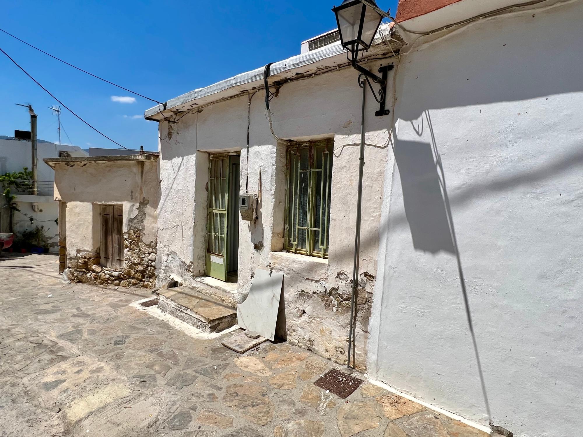 Two storey house for renovation in the village of Kalo Chorio.