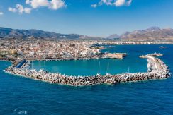 Kales-Venetian-fortress-at-the-entrance-to-the-harbor-Ierapetra