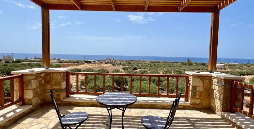 Seaview 3 bedroom villa in a beautiful scenery of South Crete.