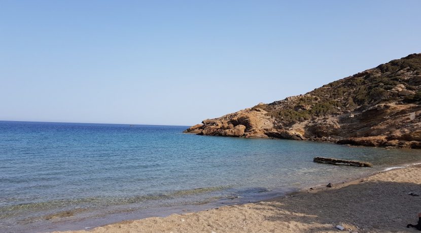 Analoukas beach 1