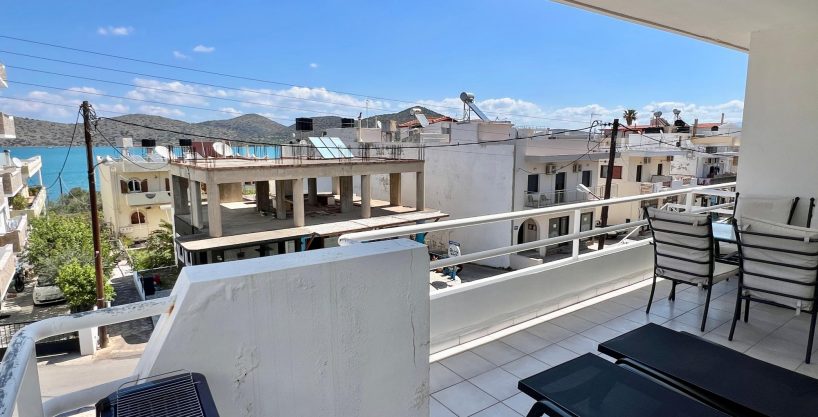 Apartment with large balcony and sea views in Elounda