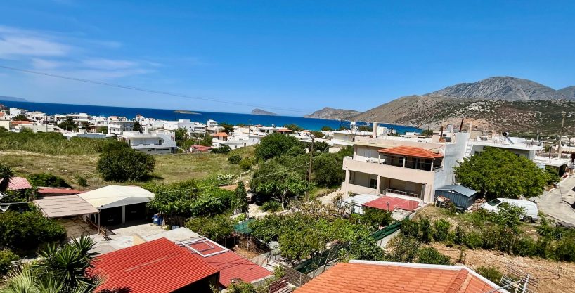 2 bedroom house in Pachia Ammos with sea views and short walk from the beach